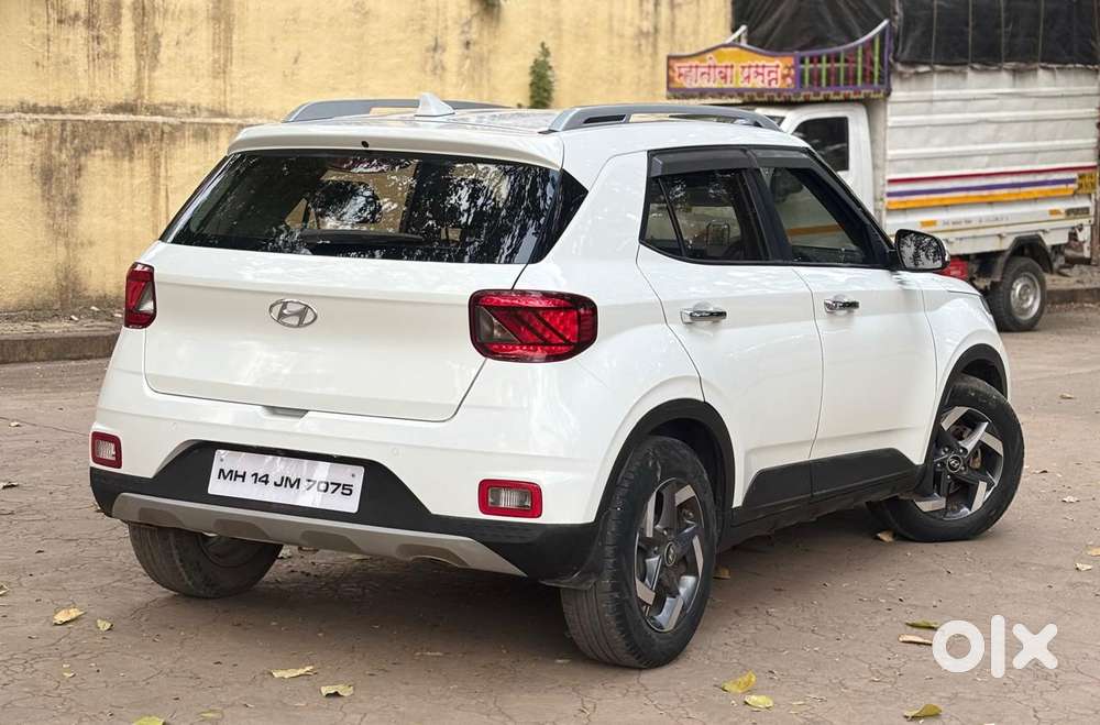 Hyundai Venue Sx (o) Mt 1.5 Diesel, 2021, Diesel