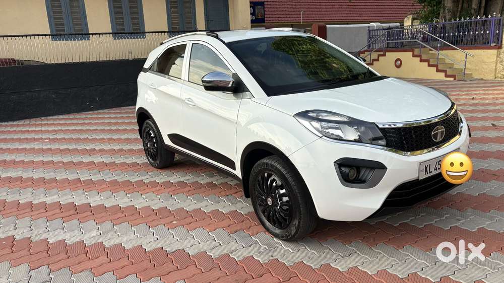 Tata Nexon 1.5 Revotorq Xm (s), 2019, Diesel