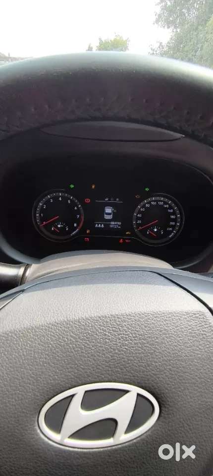 Hyundai Aura [2023-ongoing] 1.2 Sx (o) Manual, 2025, Petrol