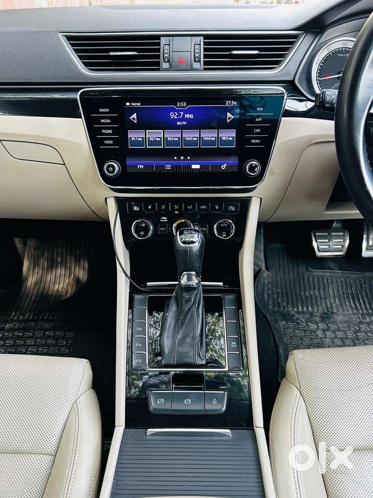 Skoda Superb L&k 1.8 Tsi At, 2019, Petrol