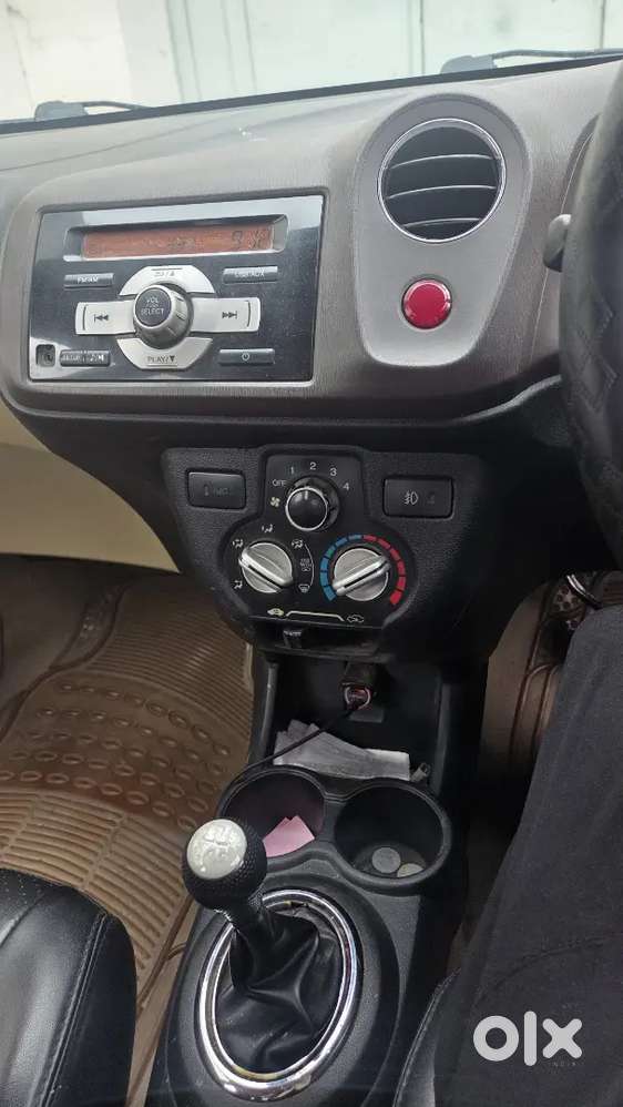 Honda Brio Vx Petrol 2011
