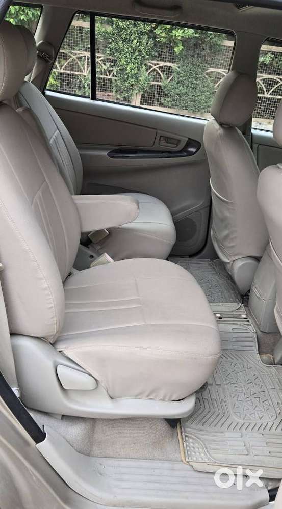 Toyota Innova 2.5 G (diesel) 7 Seater, 2009, Diesel