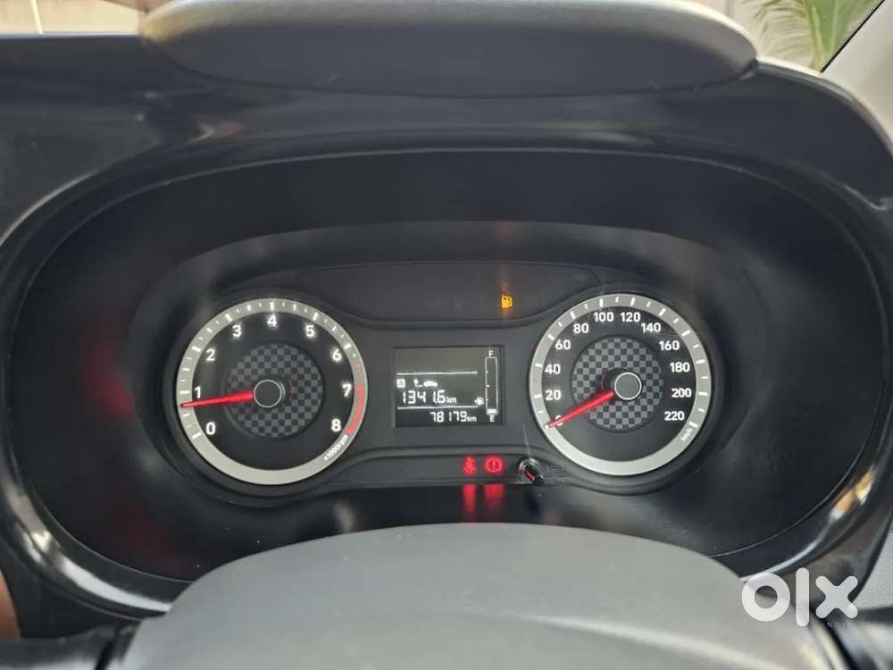 Hyundai Aura 1.2 S Petrol Amt, 2021, Petrol
