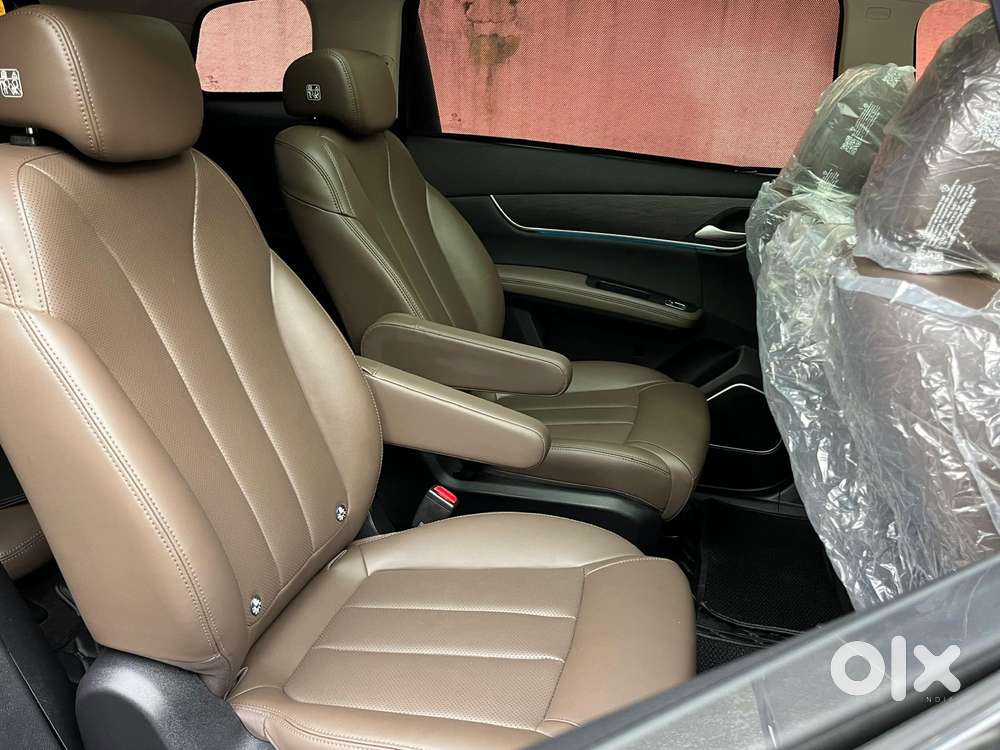 Byd Emax 7 Superior 6 Str, 2025, Electric