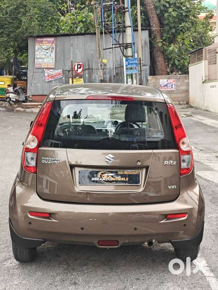 Maruti Suzuki Ritz Vxi, 2010, Petrol