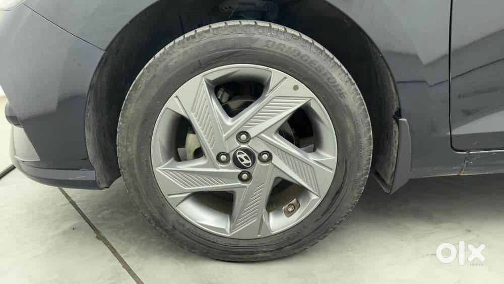 Hyundai Verna 1.5 Sx Ivt, 2023, Petrol