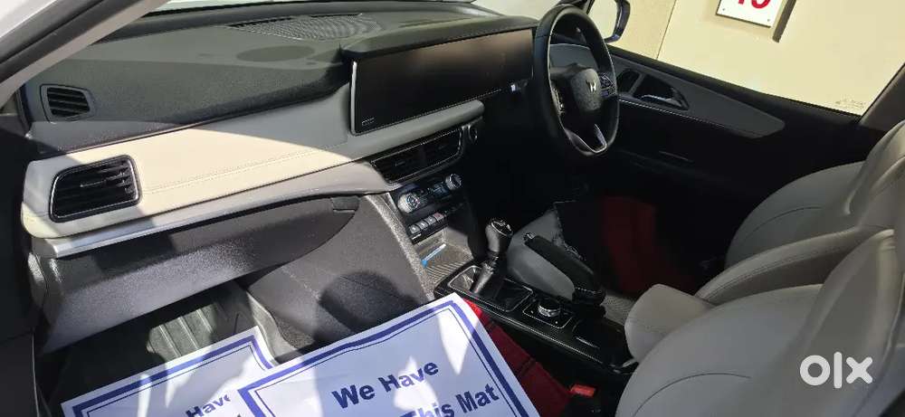 Mahindra Xuv700 2024