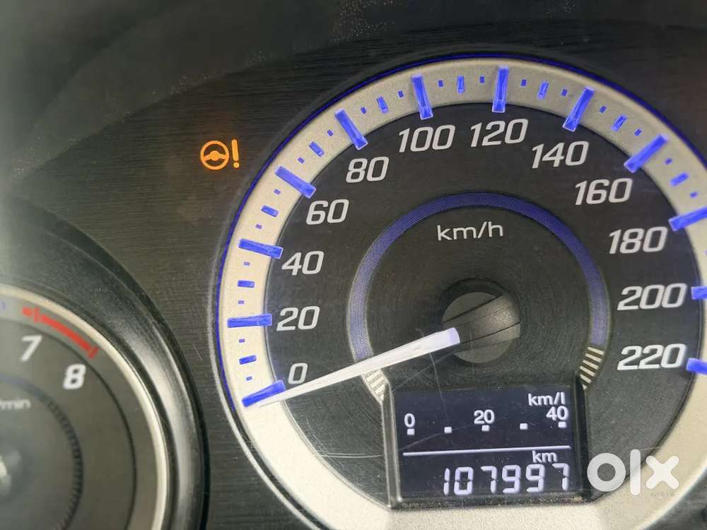 Honda City Hybrid Ehev 2013 Cng & Hybrids 100000 Km Driven