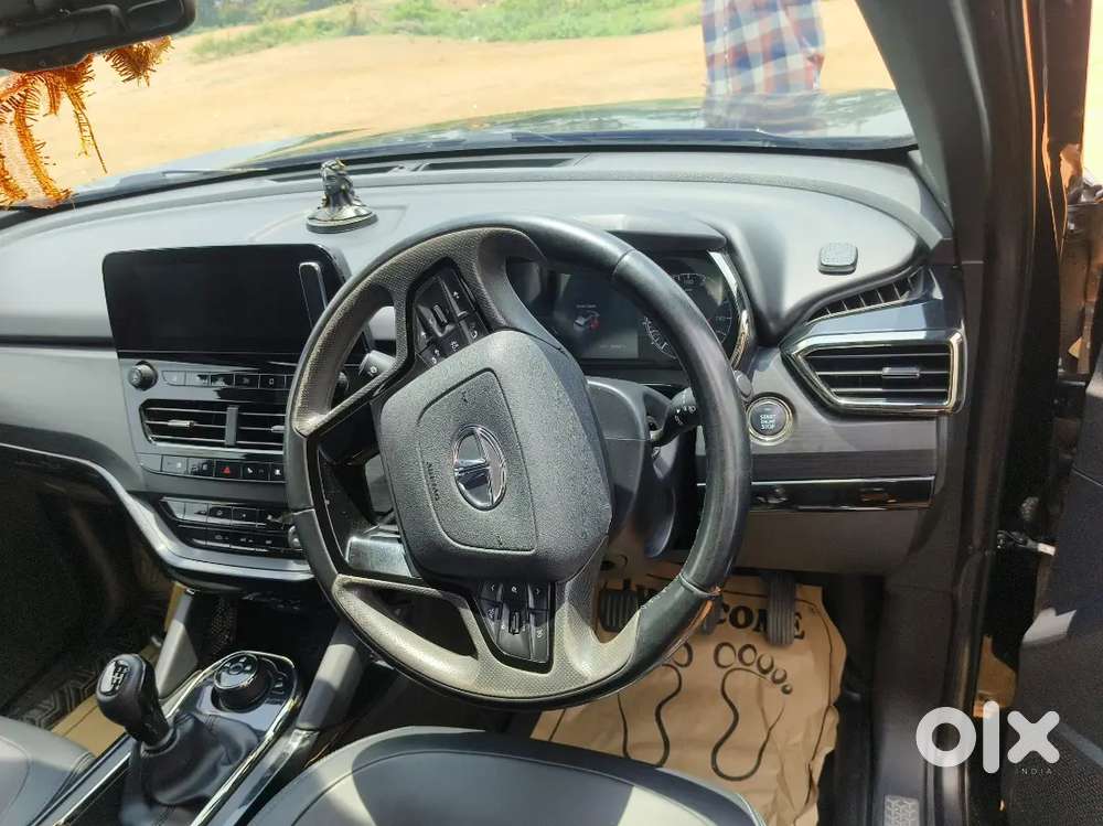 Tata Safari 2022 Diesel 68948 Km Driven