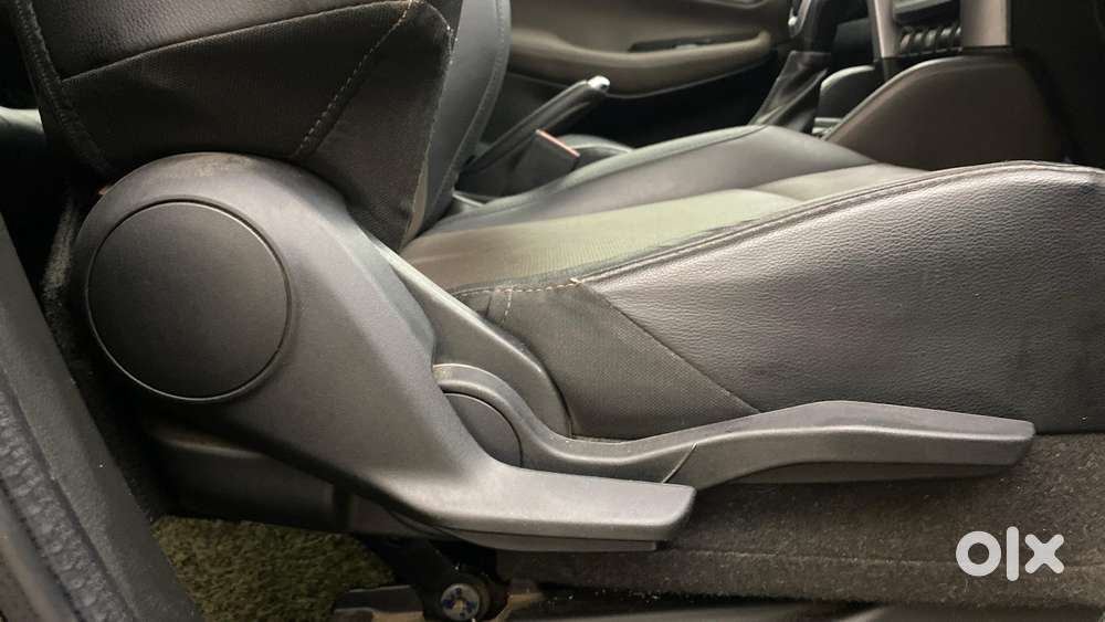 Toyota Urban Cruiser Hyryder 1.5 V Hybrid, 2022, Petrol