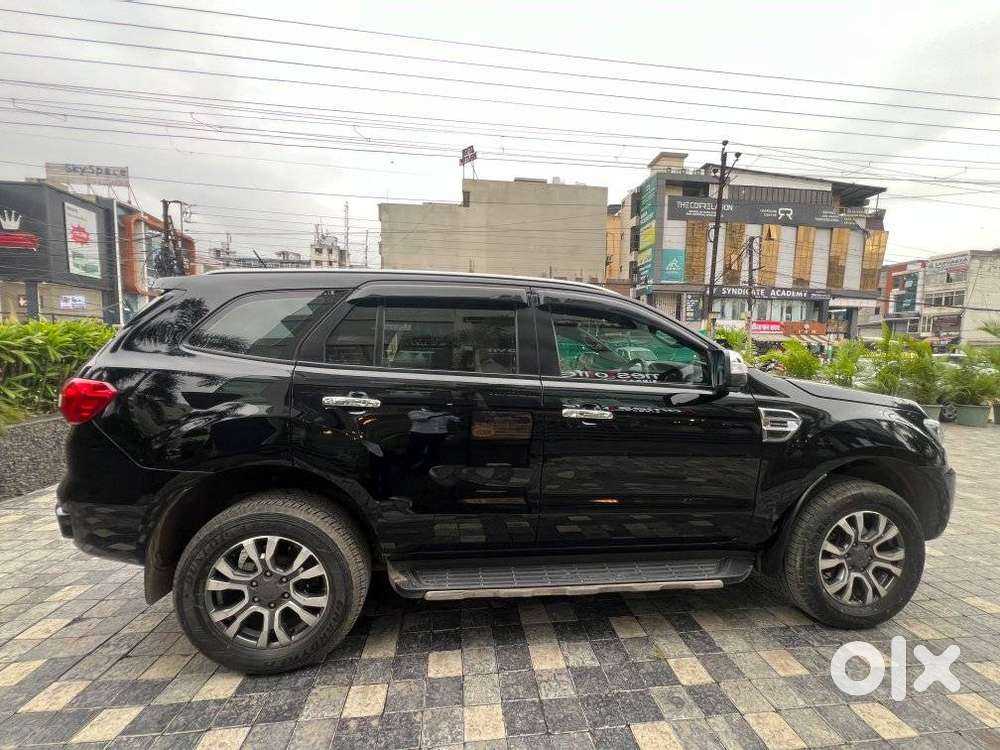 Ford Endeavour 3.2 Titanium 4x4 At, 2021, Diesel