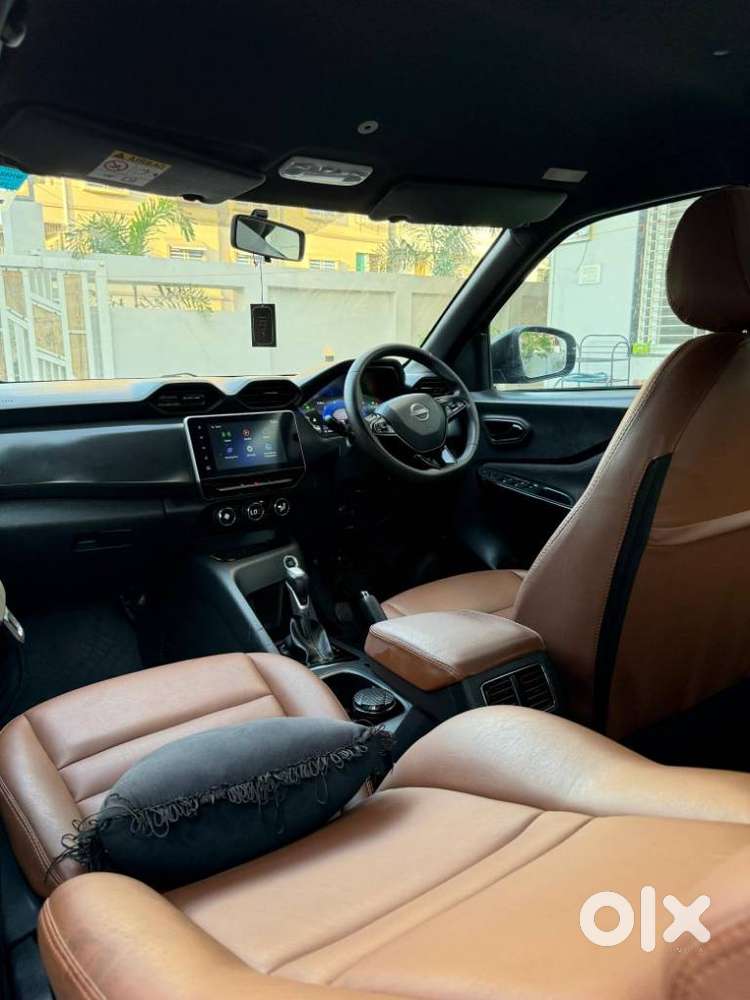 Nissan Magnite Kuro Edition 1.0 Turbo Petrol Cvt, 2023, Petrol