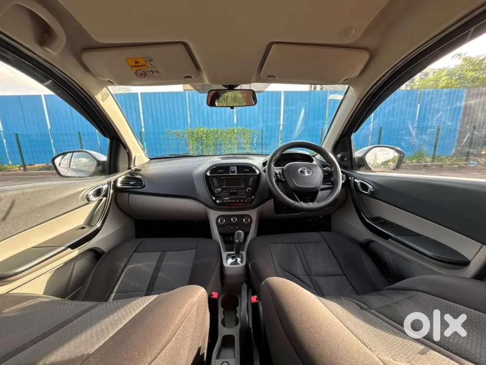 Tata Tiago Xza, 2018, Petrol