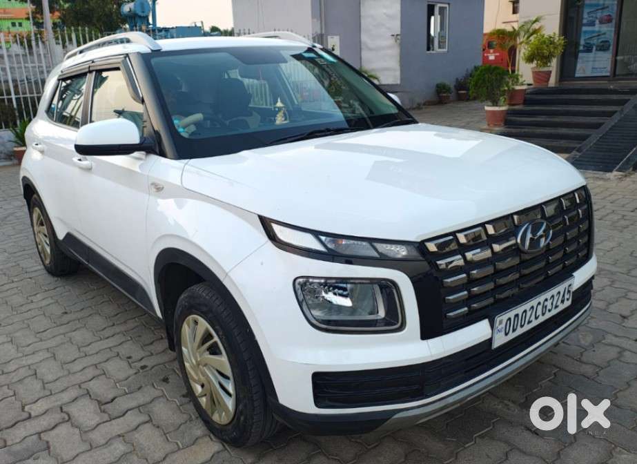 Hyundai Venue, 2023, Petrol