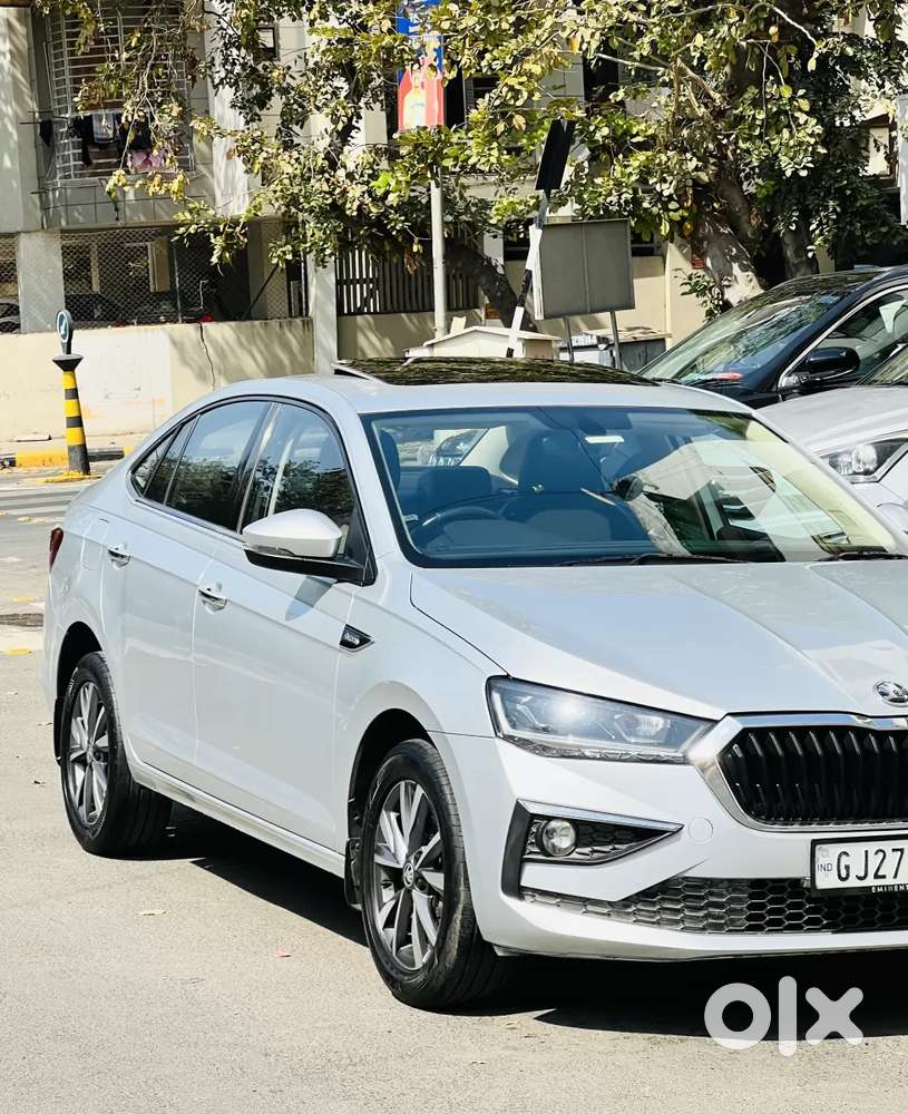 Skoda Slavia Style 1.0l Tsi At, 2022, Petrol