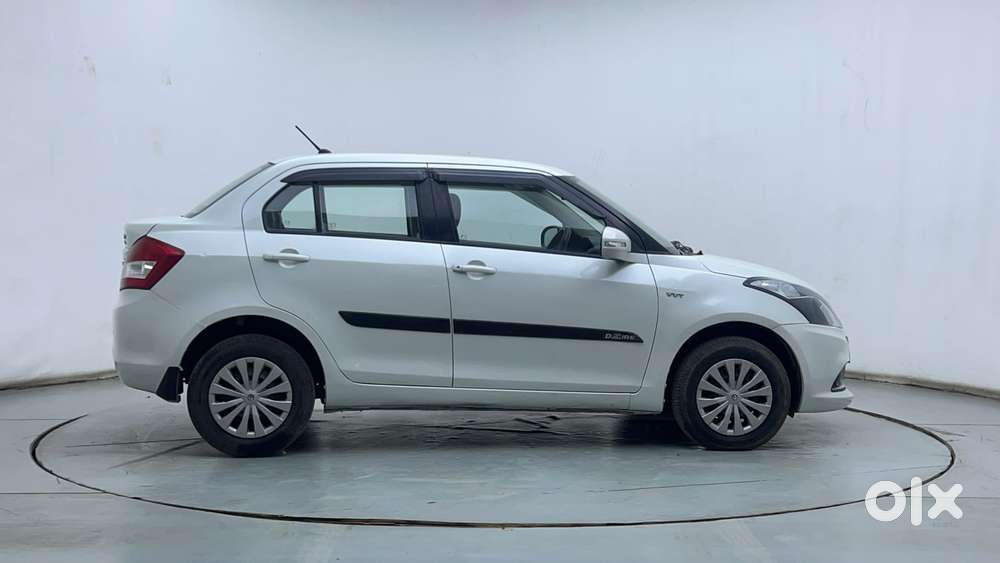 Maruti Suzuki Swift Dzire Vxi At, 2015, Petrol