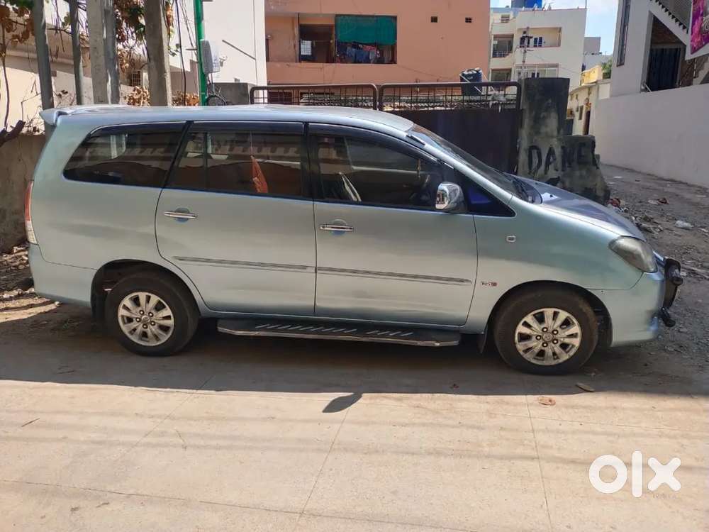 Toyota Innova Hycross 2009 Diesel Hybrid Car