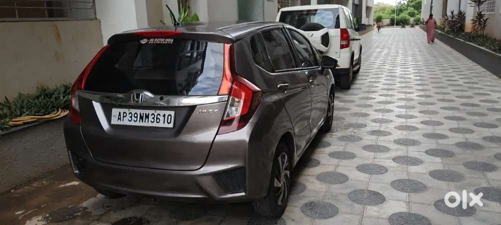 Honda Jazz 1.5 V 2016
