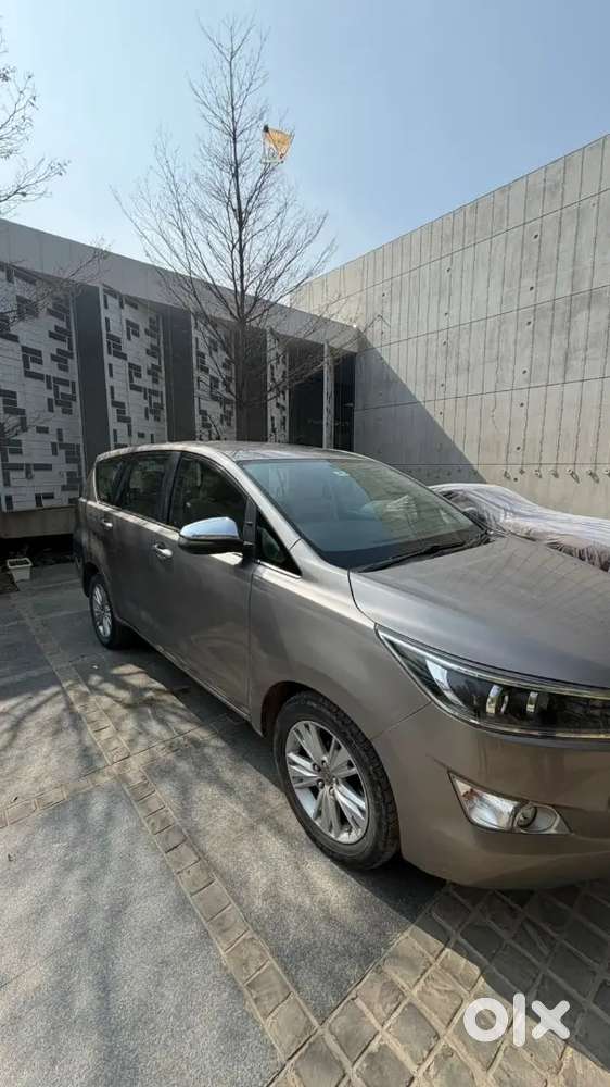 Toyota Innova Crysta 2019 Diesel 125000 Km Driven