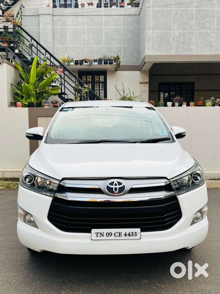 Toyota Innova Crysta 2.4 V, 2016, Diesel