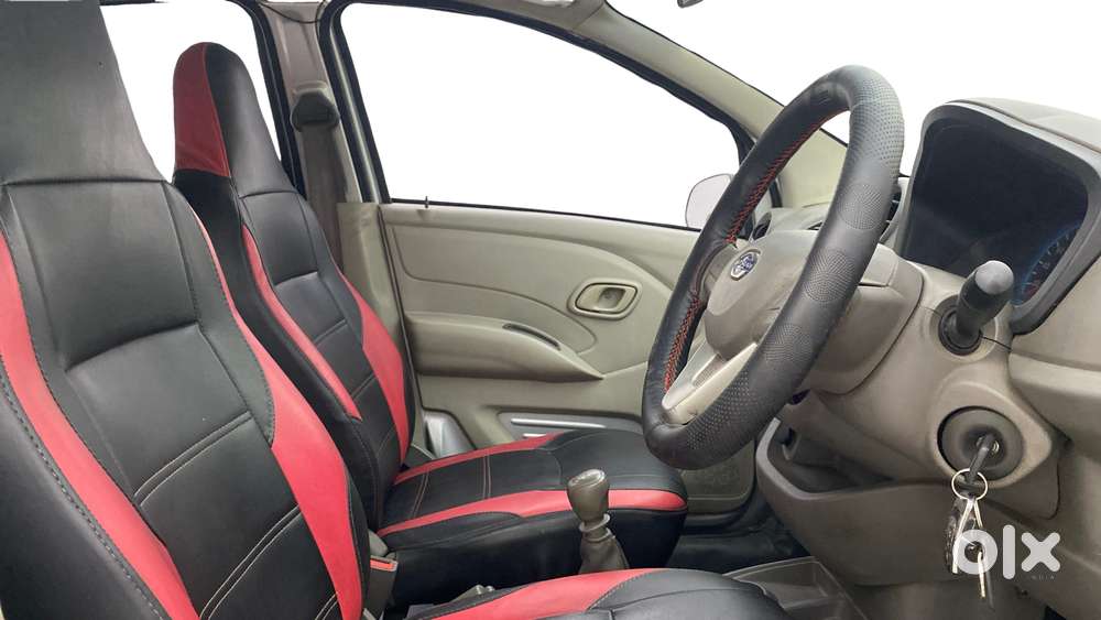 Datsun Redigo T Option, 2016, Petrol