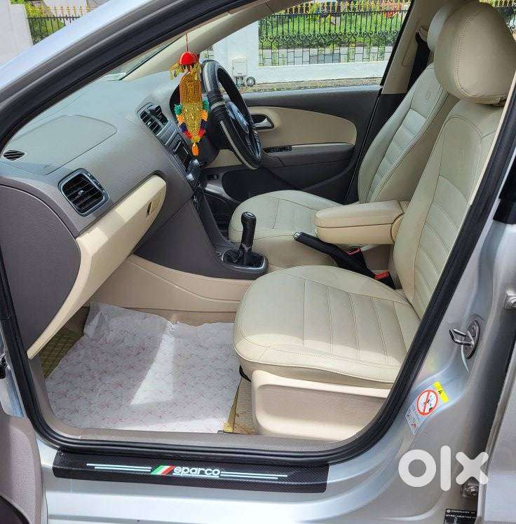 Volkswagen Vento 2010-2013 Petrol Highline, 2012, Petrol