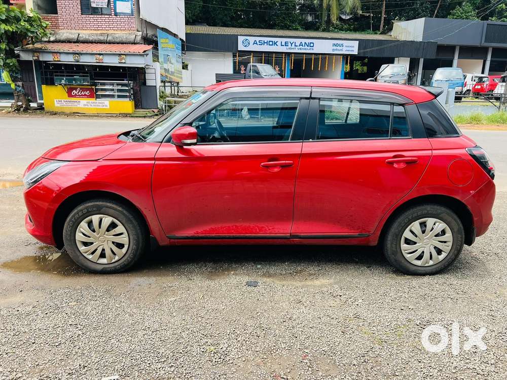 Maruti Suzuki New-gen Swift Vxi, 2024, Petrol