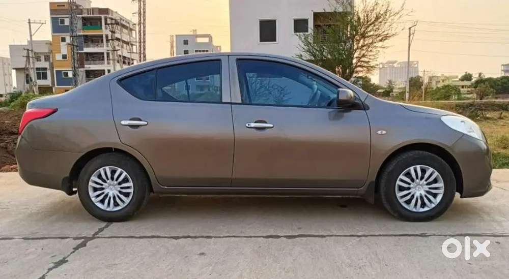 Nissan Sunny