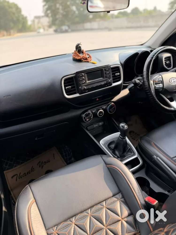 Hyundai Venue S 1.2 Petrol, 2022, Petrol