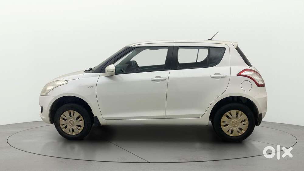 Maruti Suzuki Swift 2011-2014 Vxi, 2013, Petrol