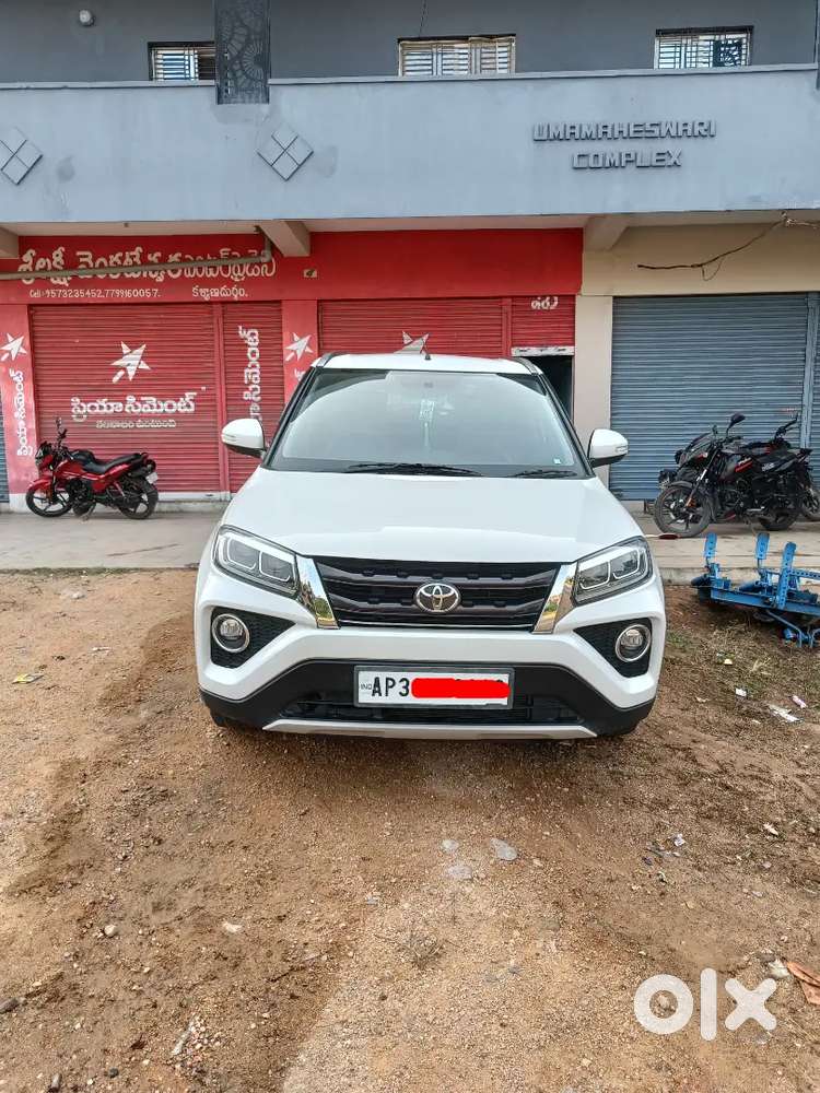 Toyota Urban Cruiser 2022 Petrol 70000 Km Driven
Model 2021reg2022