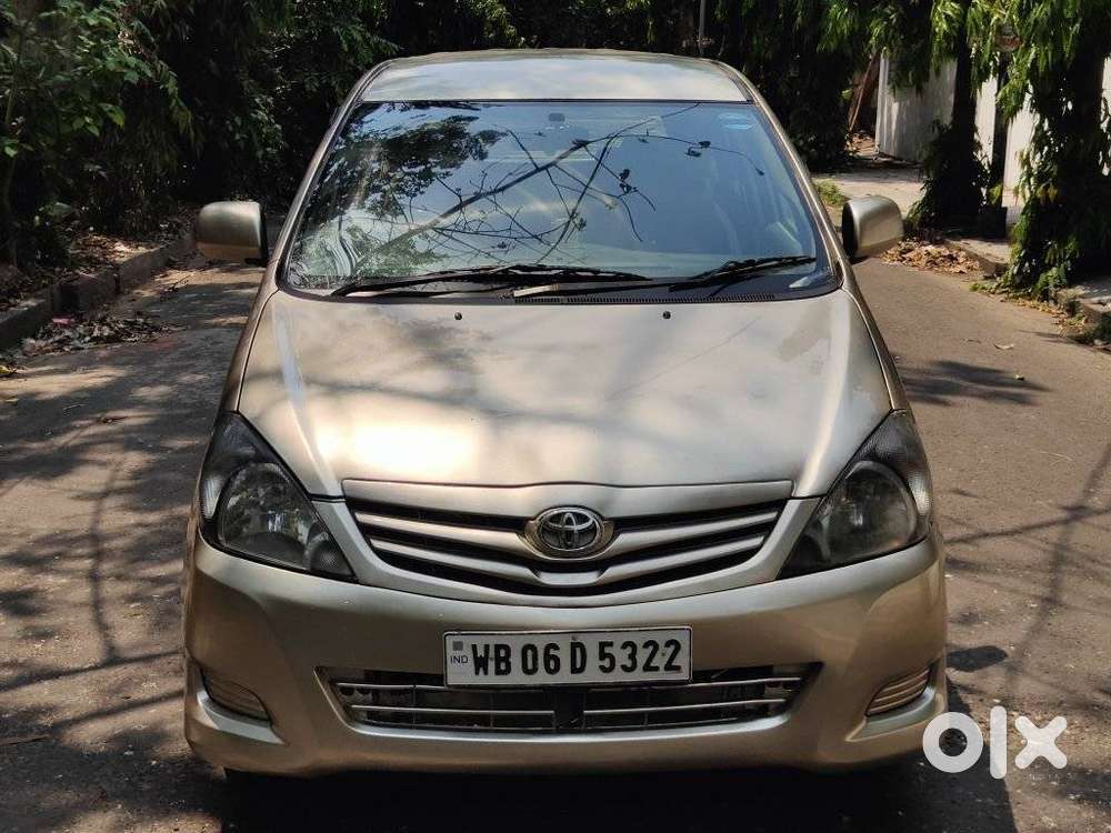 Toyota Innova 2009-2011 2.0 Vx 8 Str, 2010, Diesel