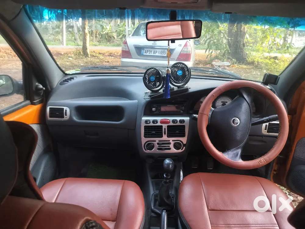 Fiat Palio 2005 Petrol 70000 Km Driven