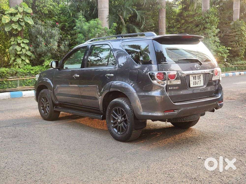 Toyota Fortuner 3.0 Ltd, 2015, Petrol