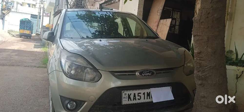 Ford Figo Petrol Lxi 2011