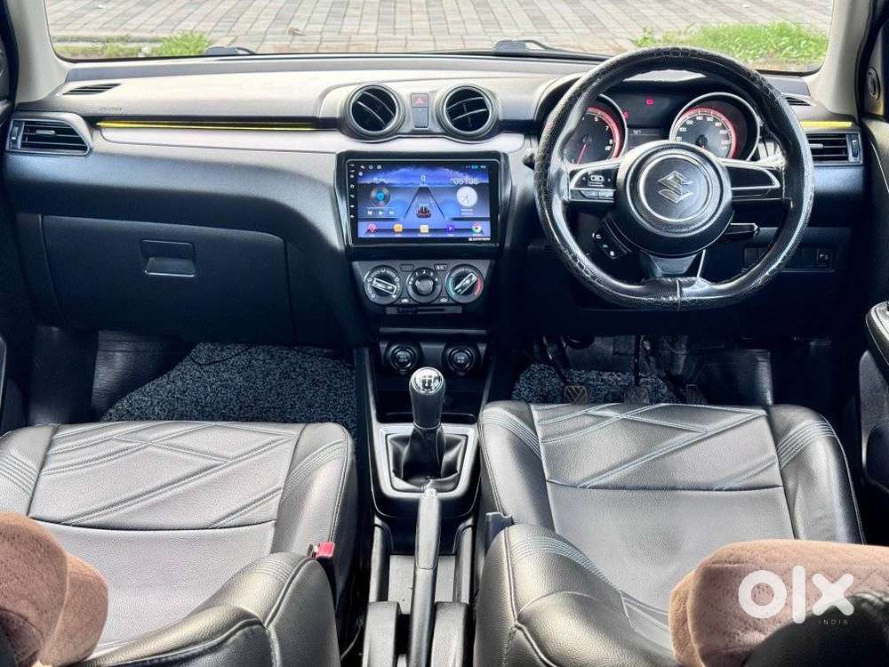 Maruti Suzuki Swift Vxi + Manual, 2022, Petrol