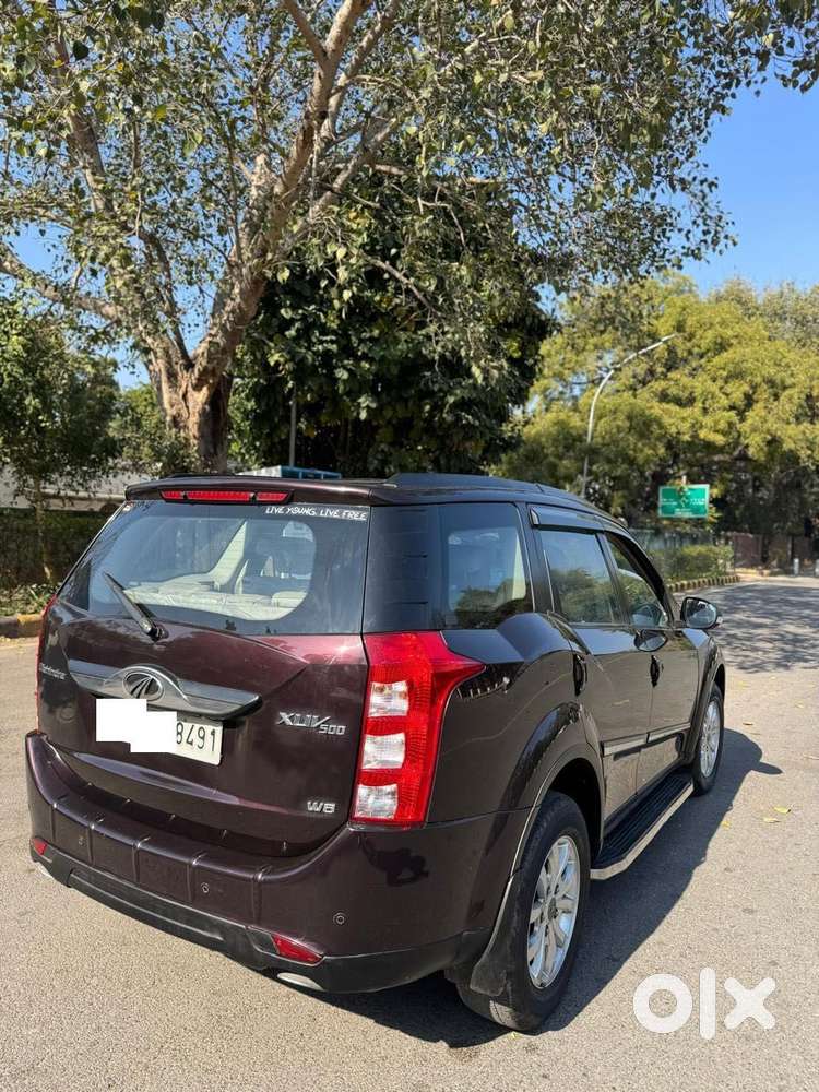 Mahindra Xuv500 W8 Dual Tone, 2015, Diesel