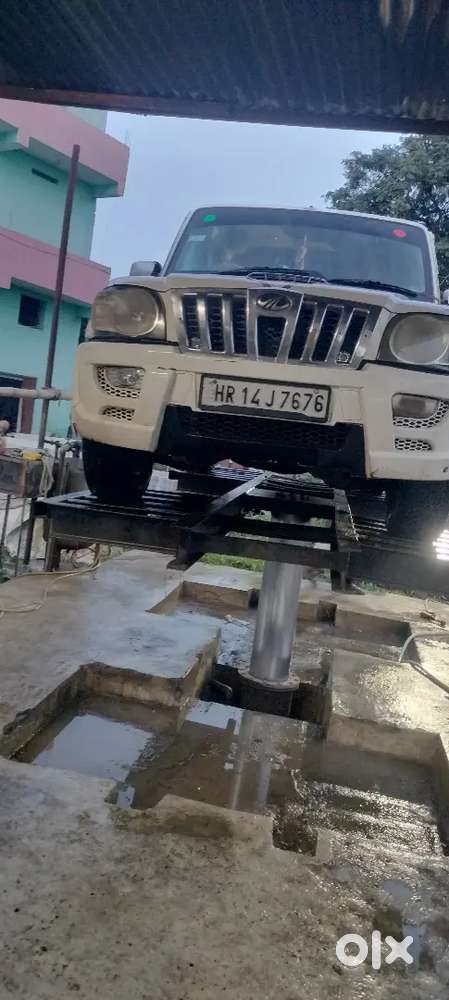 Mahindra Scorpio 2013 Diesel Manual