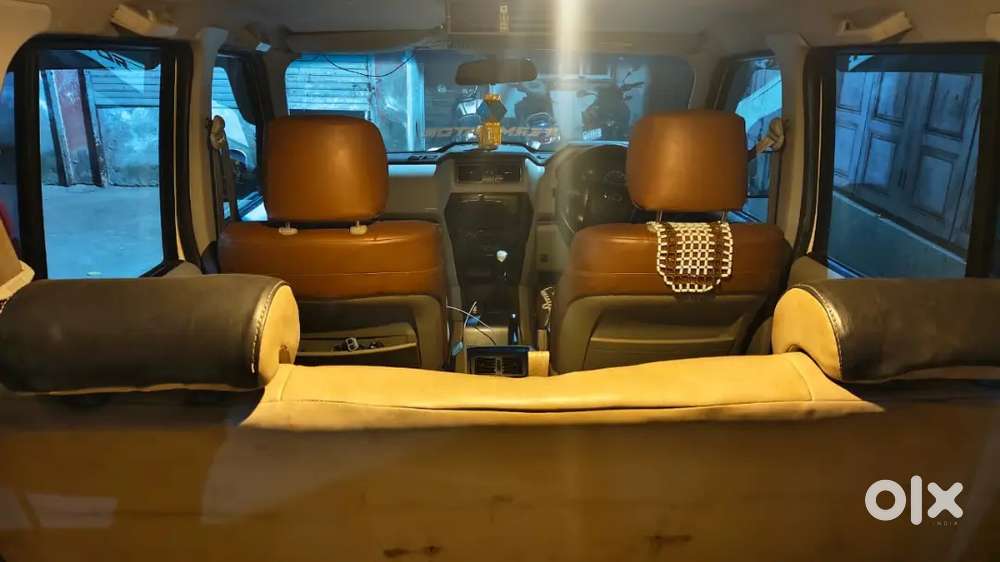 Mahindra Scorpio S10 2016