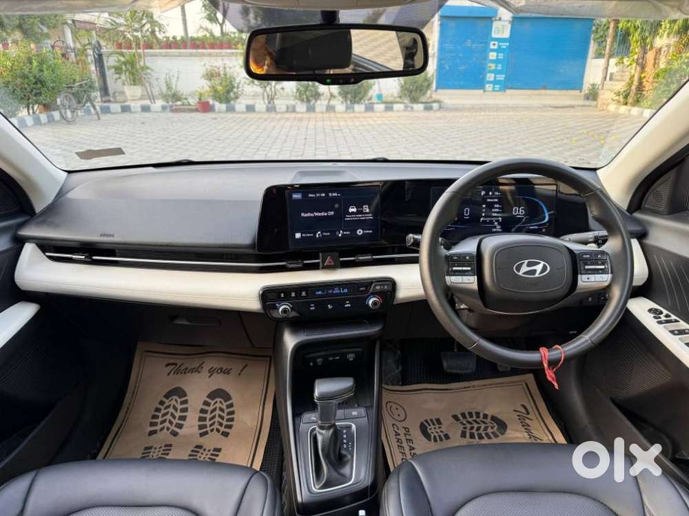 Hyundai Verna 1.5 Sx Vtvt Ivt, 2023, Petrol