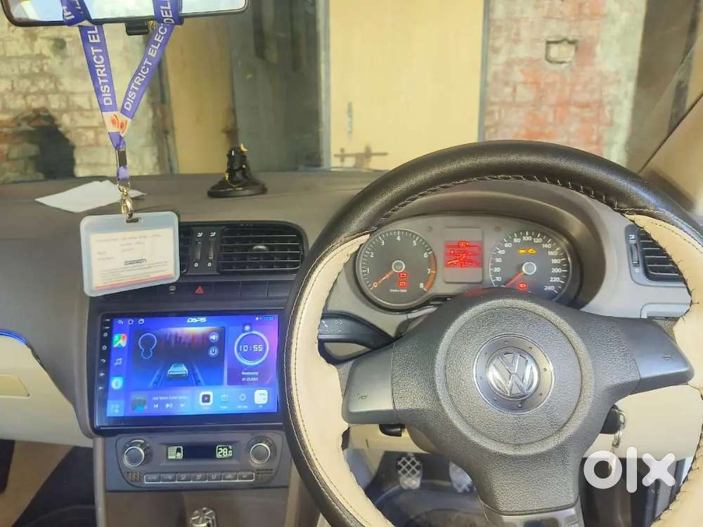 Fully Loaded Car With Aloe Base Tube Led Lamp Ambience Light