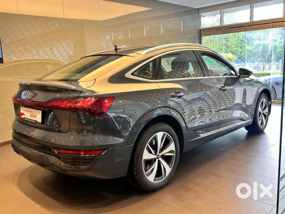 Audi Q8 Sportback E-tron 55, 2023, Electric