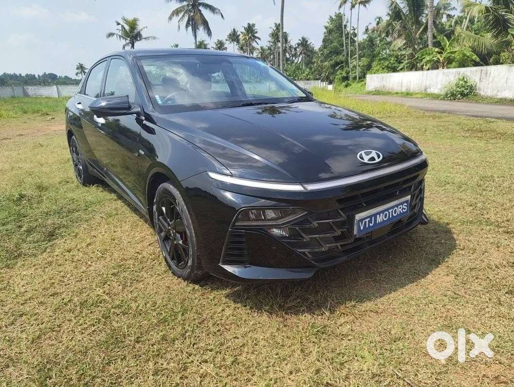 Hyundai Verna 1.5 Sx (o) Turbo Petrol Dct, 2023, Petrol