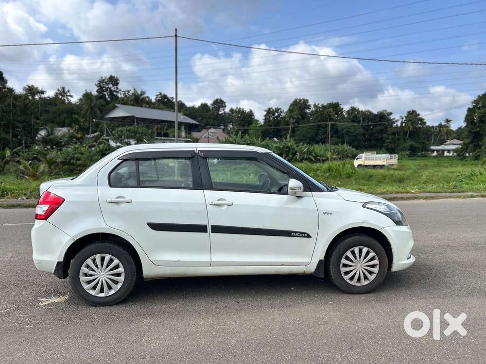 Maruti Suzuki Dzire 1.2 Vxi, 2016, Petrol