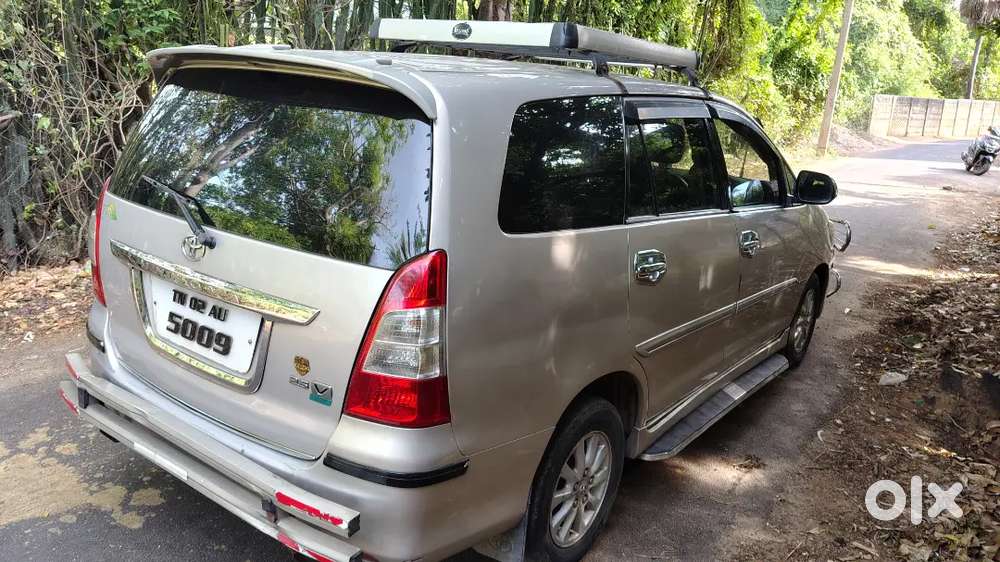 Toyota Innova Diesel 2012