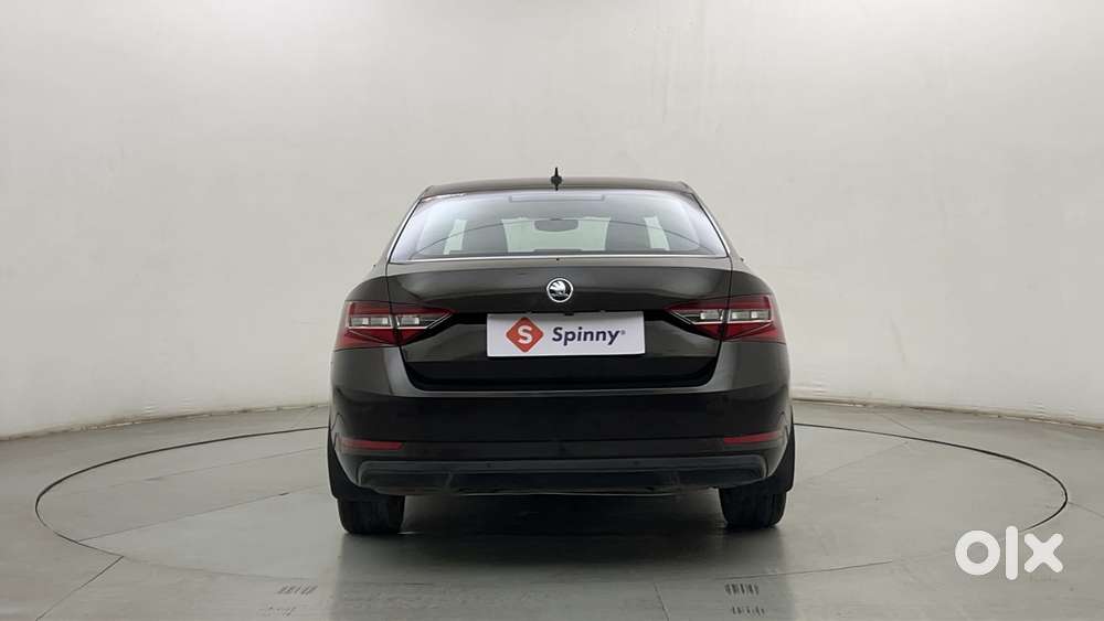 Skoda Superb 2.0 L&k Tsi At, 2016, Petrol