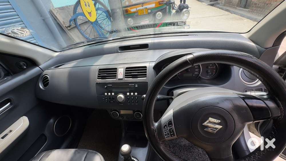 Maruti Suzuki Swift Dzire 2011 Petrol Well Maintained