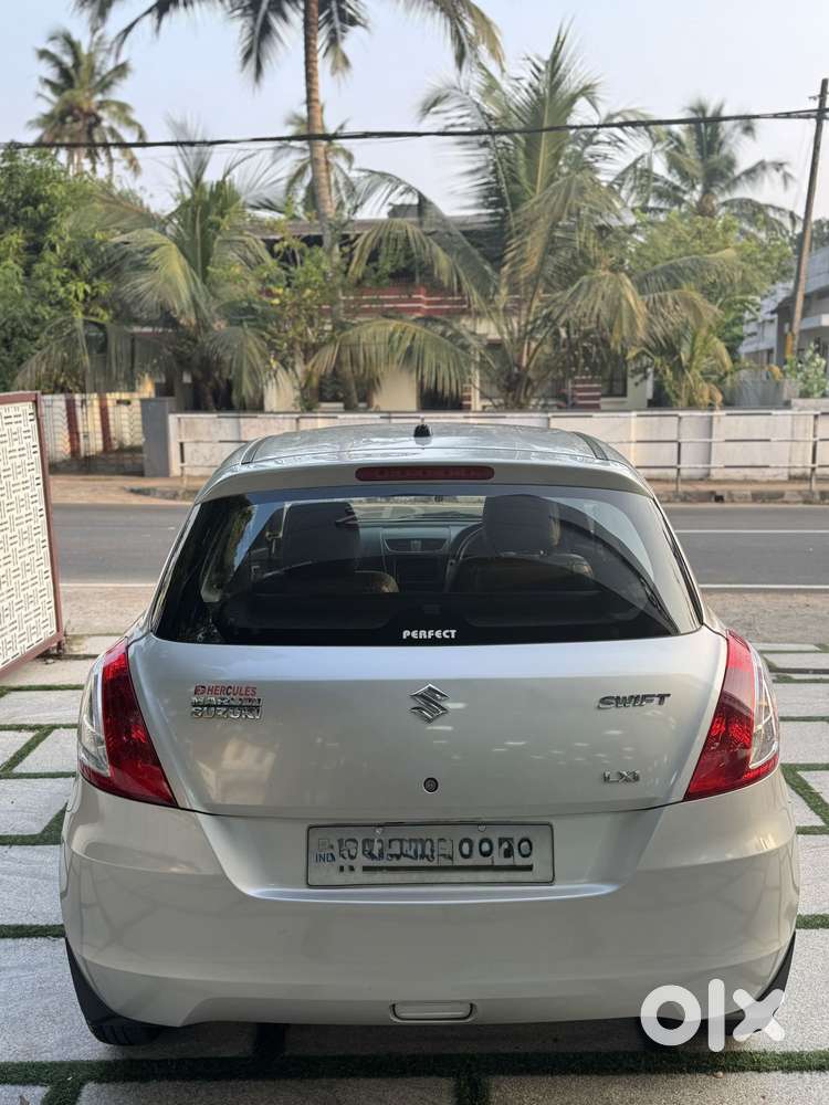 Maruti Suzuki Swift Lxi Optional-o, 2013, Petrol