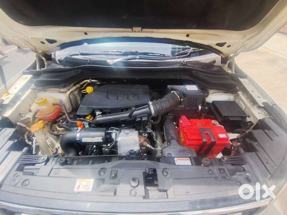Mahindra Xuv300 W8, 2020, Petrol