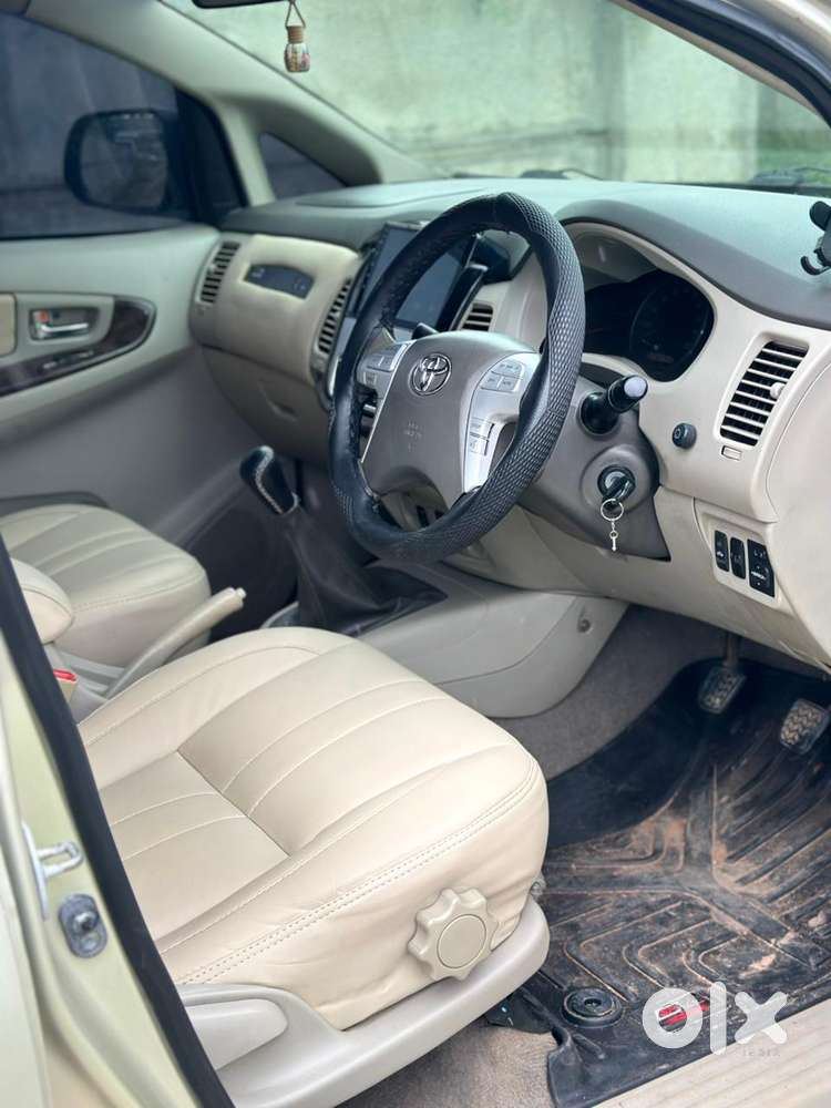 Toyota Innova 2.5 V 7 Str, 2013, Diesel